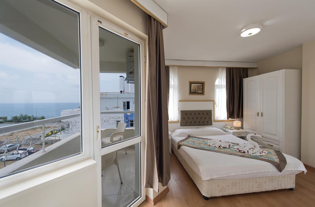Green Beyza Hotel Анталия Стая снимка