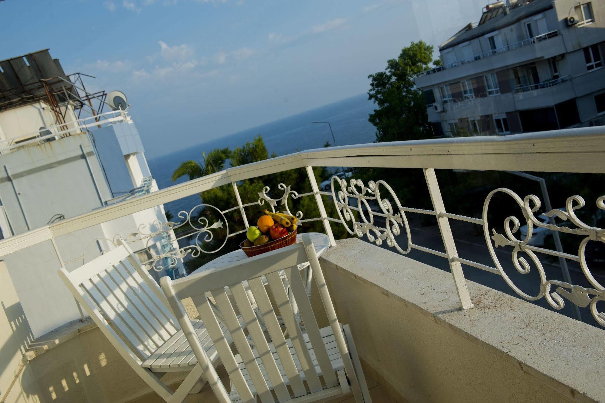 Green Beyza Hotel Анталия Екстериор снимка