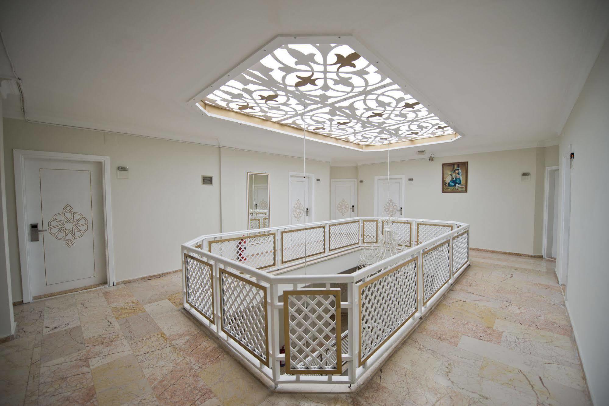 Green Beyza Hotel Анталия Екстериор снимка